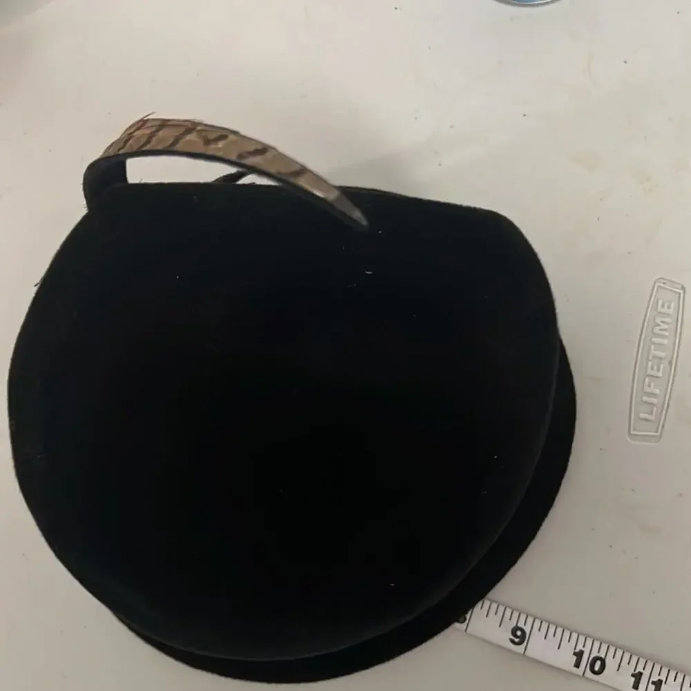 VINTAGE WOOL BLACK‎ BLACK HAT WITH FEATHER